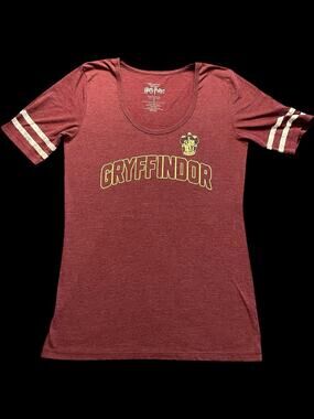 Warner Bros. Harry Potter Gryffindor Quidditch Womens Shirt Size Large Maroon